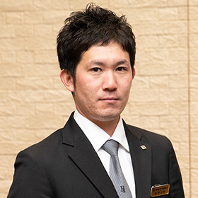 新聞のおくやみ欄と家族葬 新聞掲載はする しない 服部葬儀社