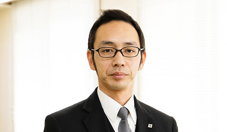 服部葬儀社 葬祭ディレクター横尾賢次
